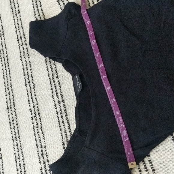 Babydoll Black Short-Sleeve Stretch Flare Dress - Picture 8 of 11